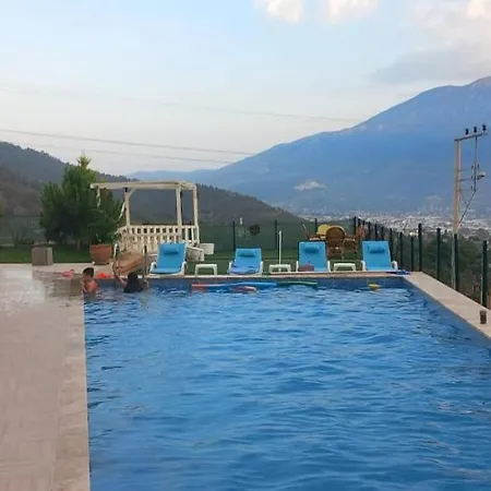 Charming With Fascinating View In פאטהיה